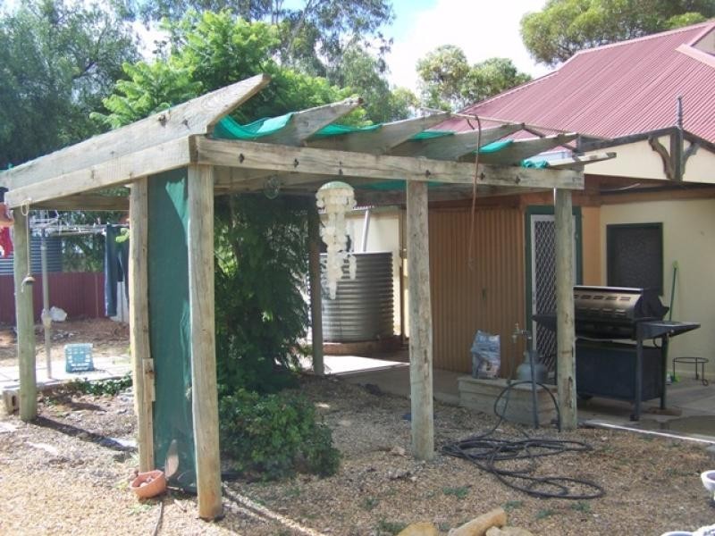 6 North East Terrace, Morgan SA 5320