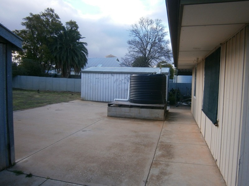 34 Strangman Road, Waikerie SA 5330