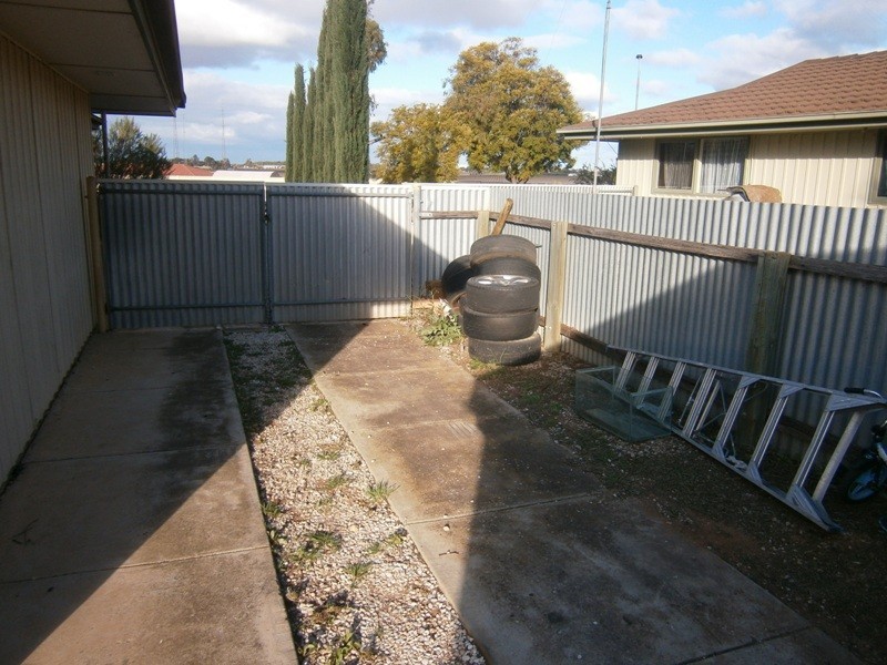 34 Strangman Road, Waikerie SA 5330