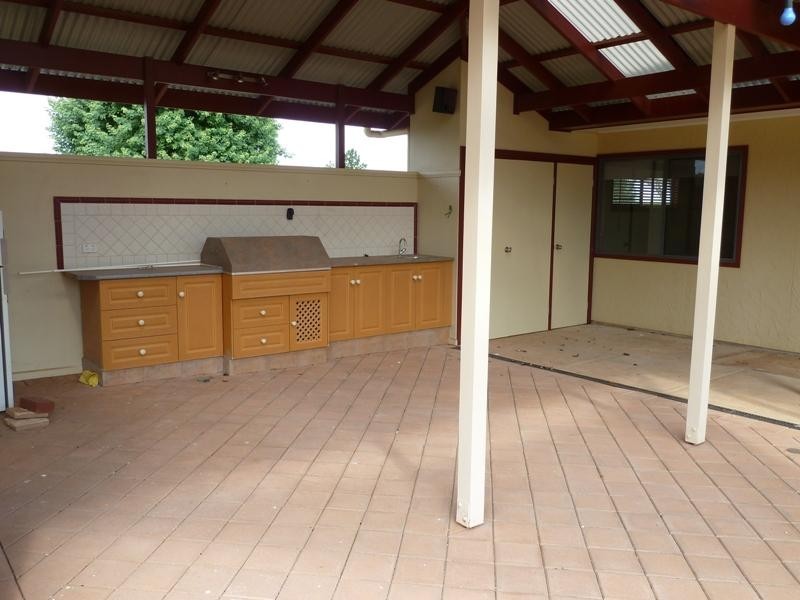 111 Badcoe Road, Loxton SA 5333