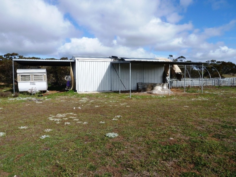 - Charlsons, Wanbi SA 5310