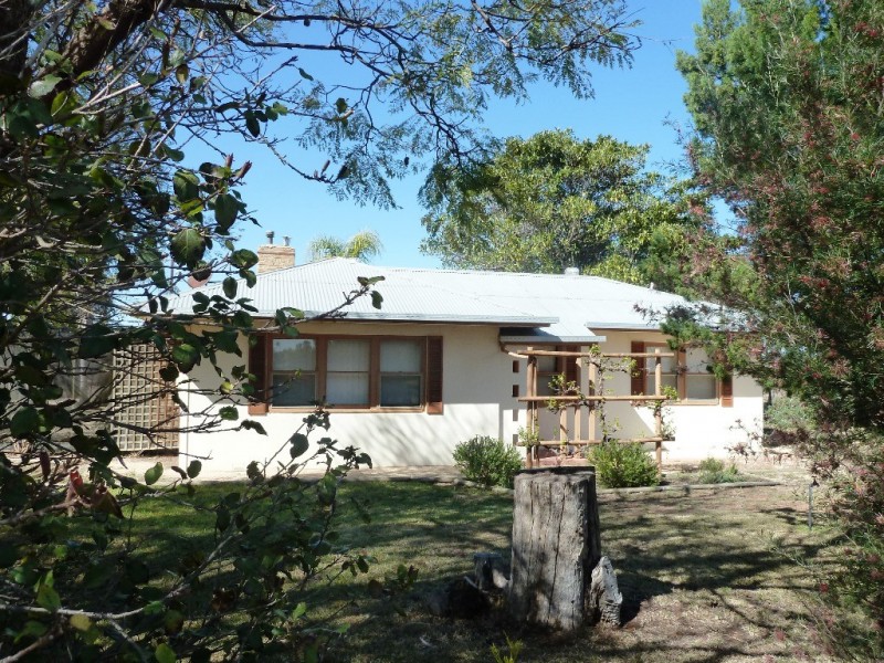 214 French Road, Loxton SA 5333