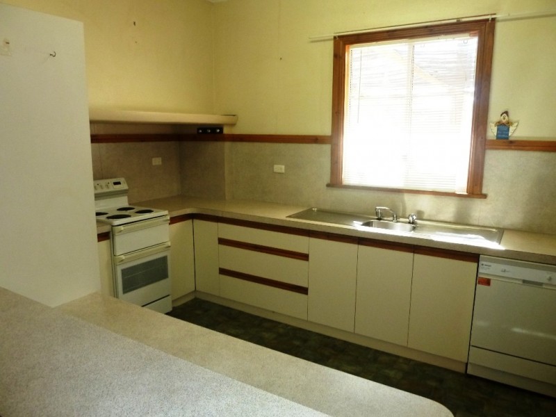 214 French Road, Loxton SA 5333