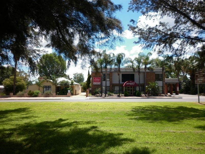 216 Renmark Avenue, Renmark SA 5341