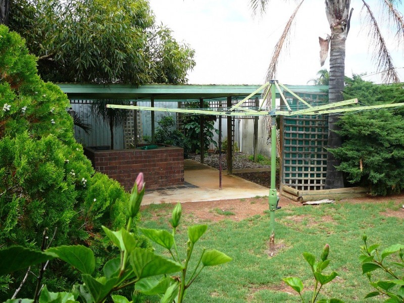 9 Sixth Street, Loxton SA 5333