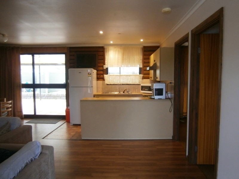 66 Apold Court / Pine Village, Morgan SA 5320