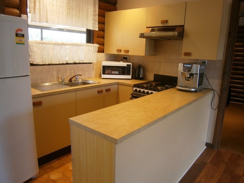 66 Apold Court / Pine Village, Morgan SA 5320