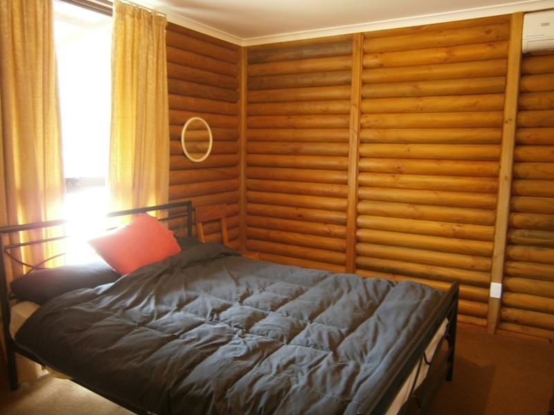 66 Apold Court / Pine Village, Morgan SA 5320