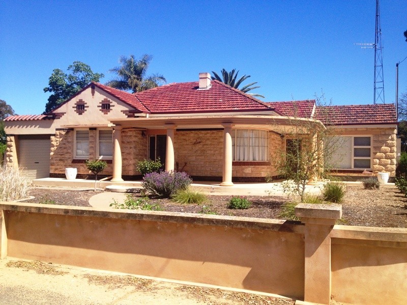 6 Fowles Street, Barmera SA 5345