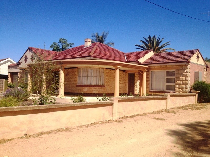 6 Fowles Street, Barmera SA 5345