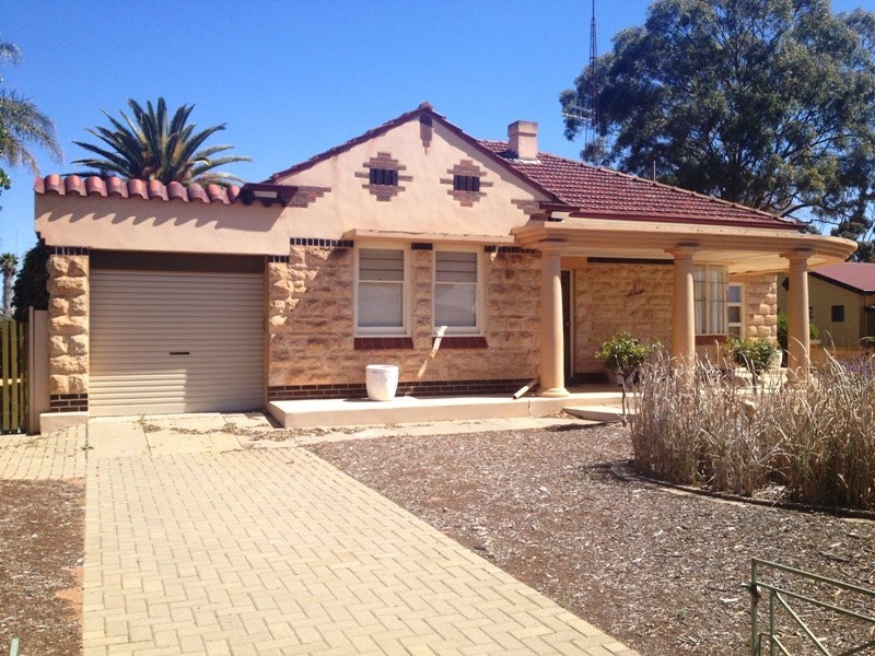 6 Fowles Street, Barmera SA 5345