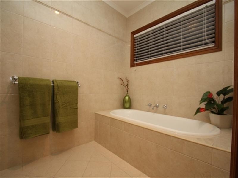 9 Palm Court, Renmark SA 5341