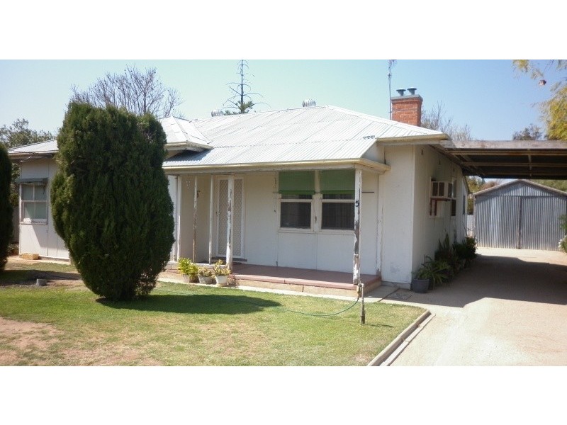 5 Hopkins Street, Renmark SA 5341