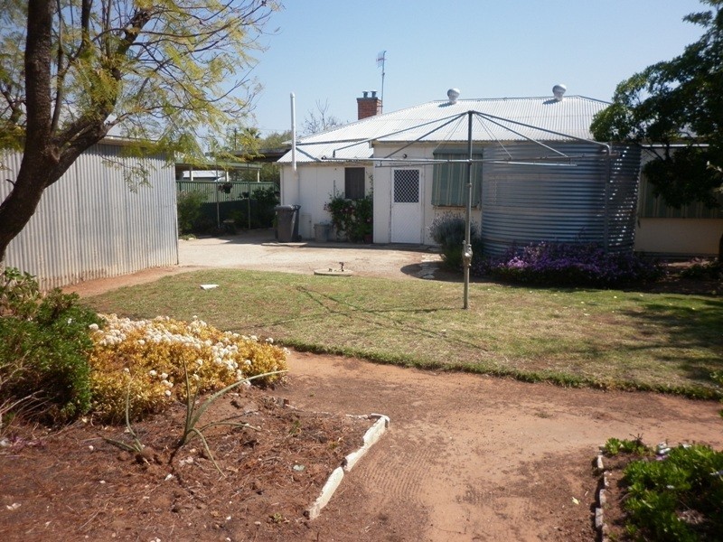 5 Hopkins Street, Renmark SA 5341