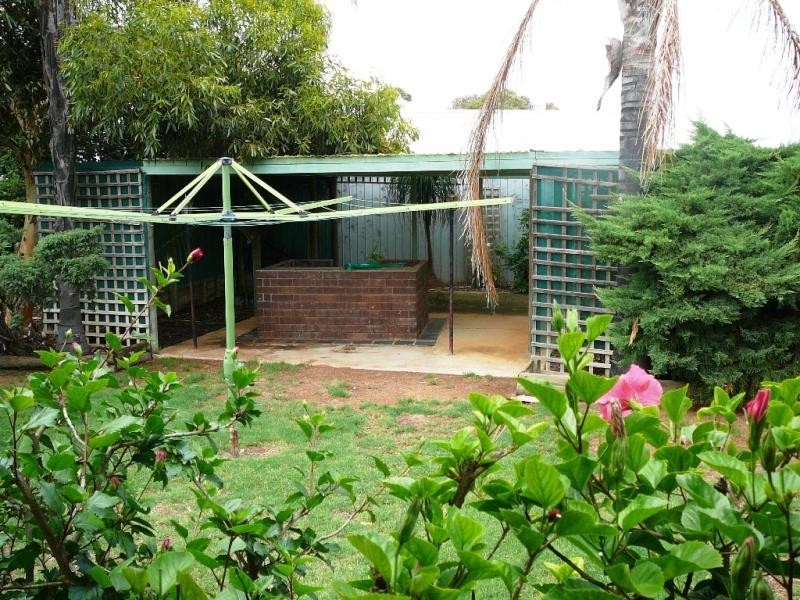 9 Sixth Street, Loxton SA 5333