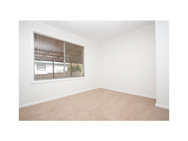 9 Wodonga Ave, Loxton SA 5333