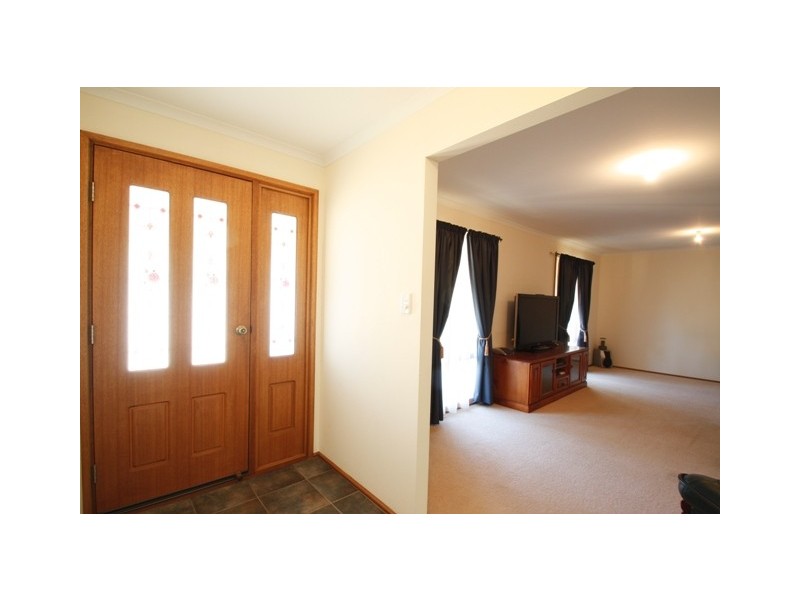 128 Balfour Ogilvy, Loxton SA 5333