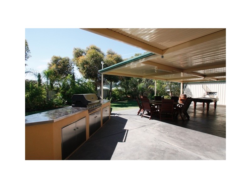 128 Balfour Ogilvy, Loxton SA 5333