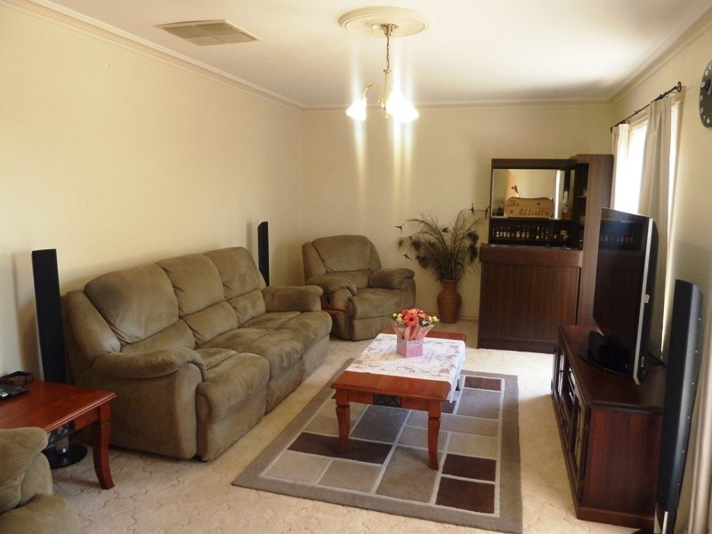 36 Fifth Street, Loxton SA 5333