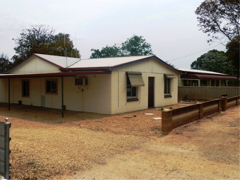 16 Hameister Avenue, Loxton SA 5333