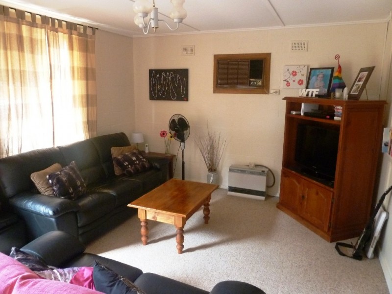 16 Hameister Avenue, Loxton SA 5333