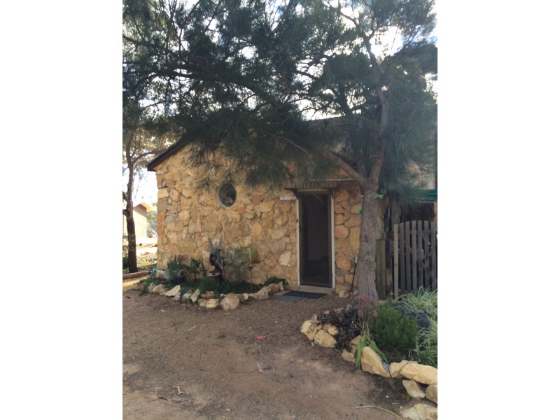 2/254 Nitschke Road, Loxton SA 5333