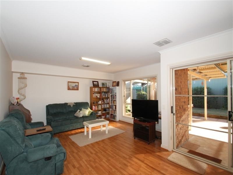 8 Gosse Avenue, Loxton SA 5333