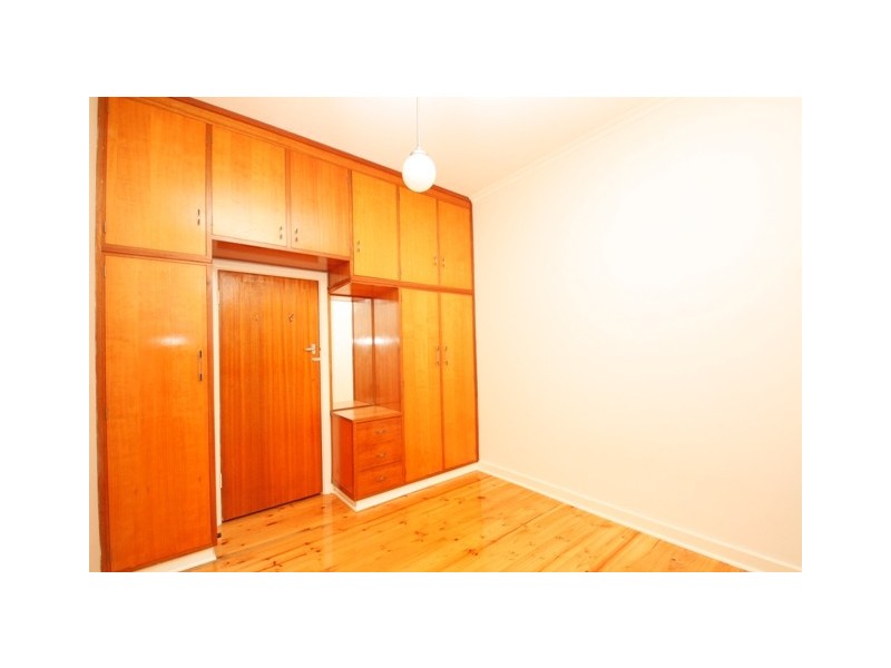 10 Wodonga Avenue, Loxton SA 5333