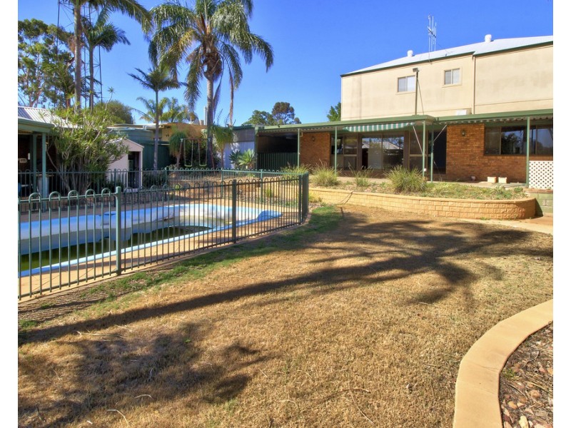 11 Sadlier Street, Loxton SA 5333