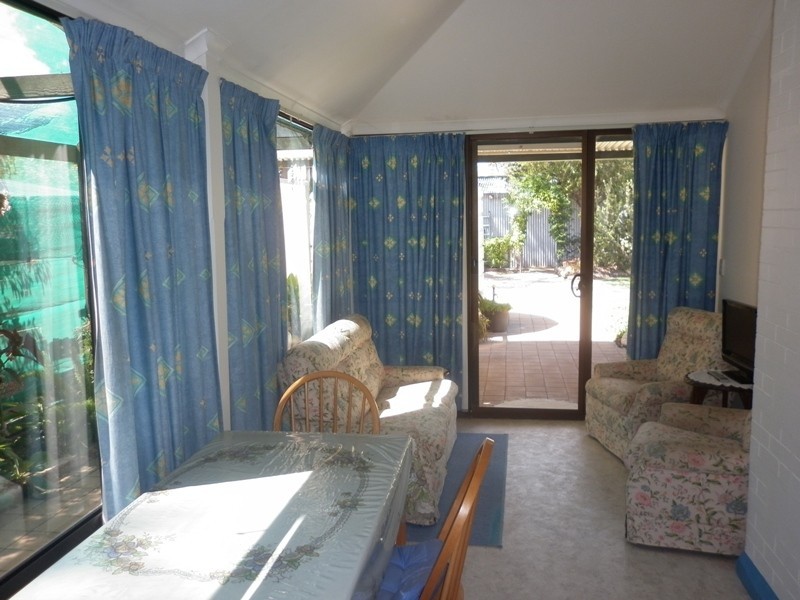 42 Tenth Street, Renmark SA 5341