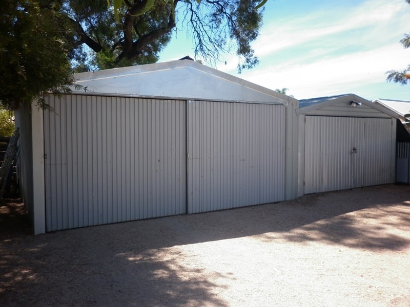 42 Tenth Street, Renmark SA 5341