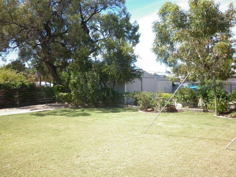 42 Tenth Street, Renmark SA 5341
