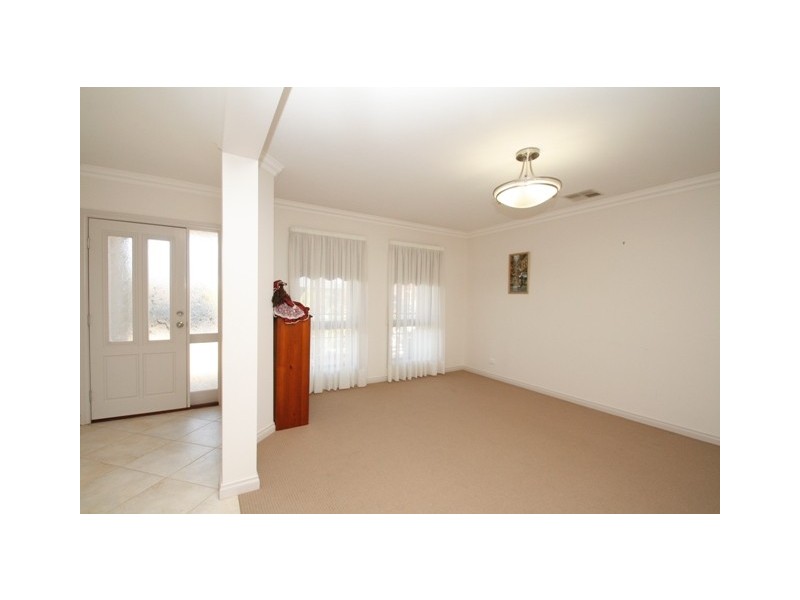 5B STASINOWSKY COURT, Loxton SA 5333