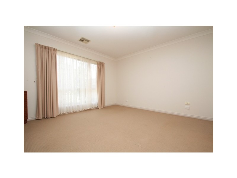 5B STASINOWSKY COURT, Loxton SA 5333