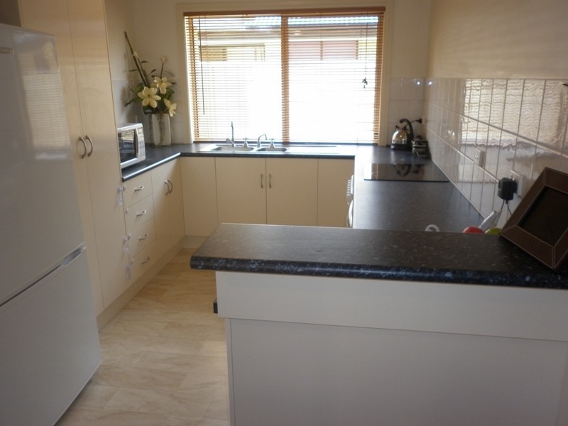 8 Curtis Avenue, Paringa SA 5340