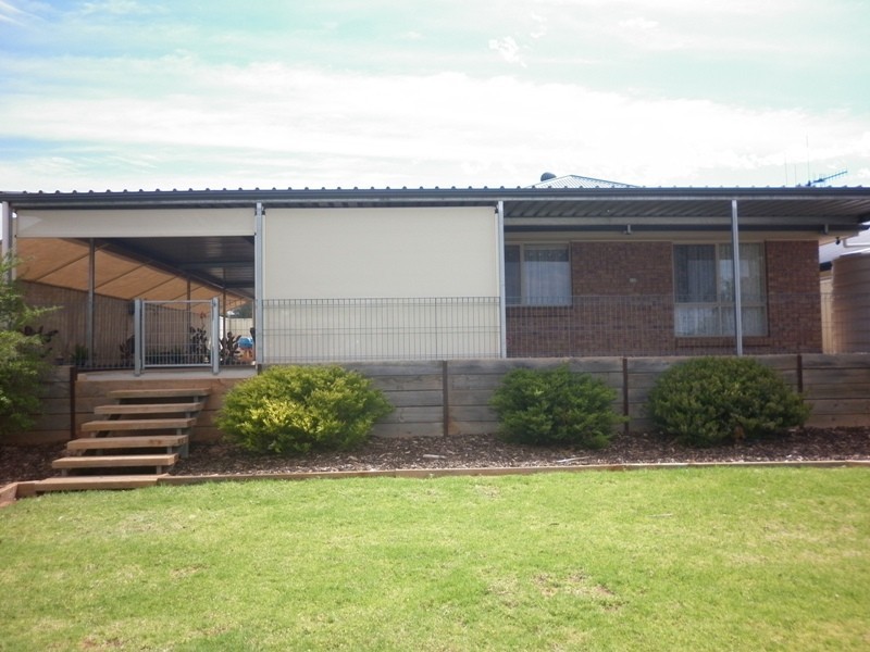 8 Curtis Avenue, Paringa SA 5340