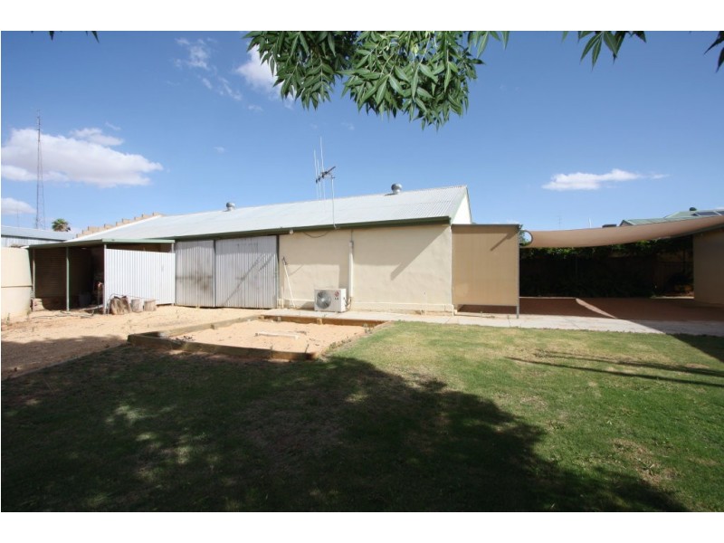 17 COLIN STREET, Loxton SA 5333