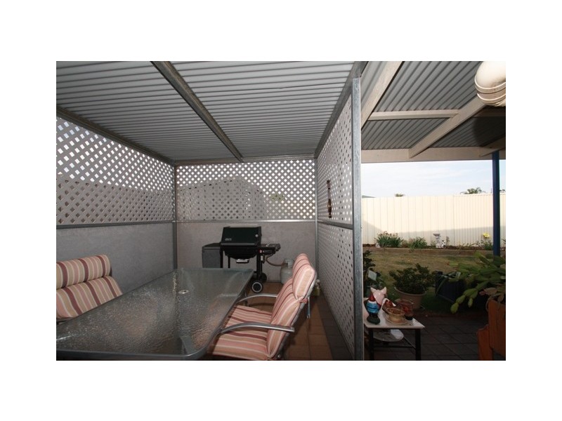 8A Tanko Street, Loxton SA 5333