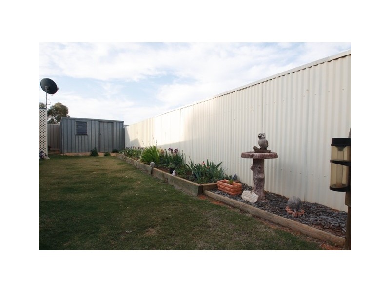 8A Tanko Street, Loxton SA 5333