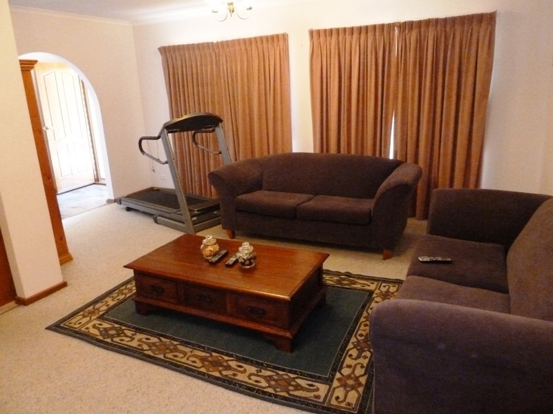 20 Hall Crescent, Loxton SA 5333