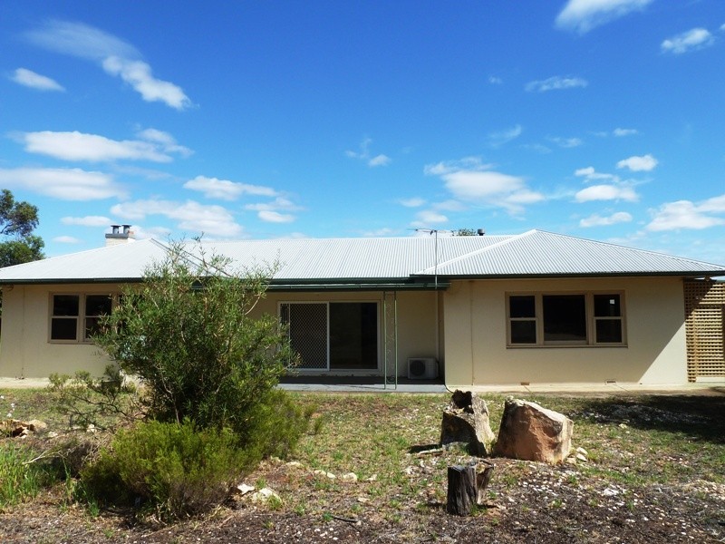 101 Gordon Road, Loxton SA 5333