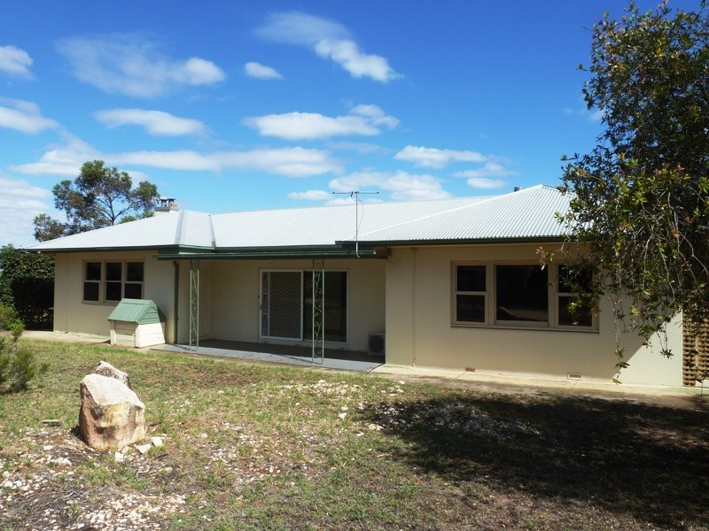 101 Gordon Road, Loxton SA 5333