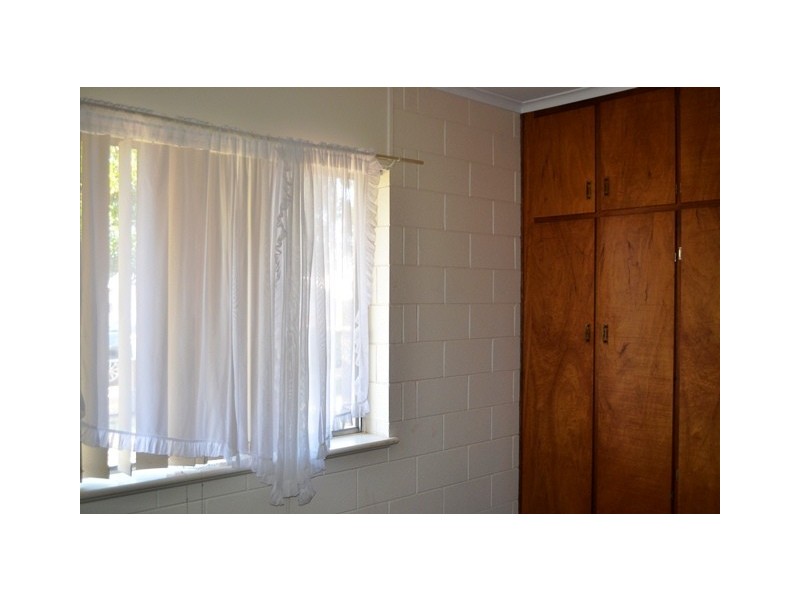 1/8 Eringa Avenue, Loxton SA 5333