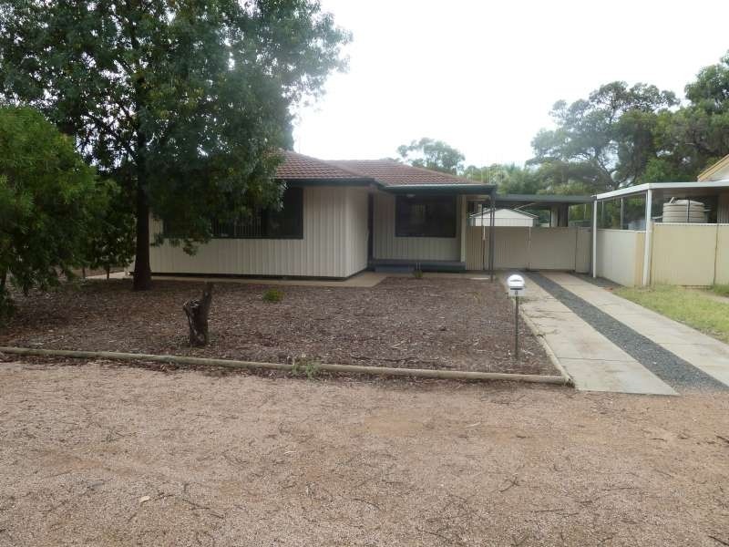 8 Hepworth Street, Berri SA 5343