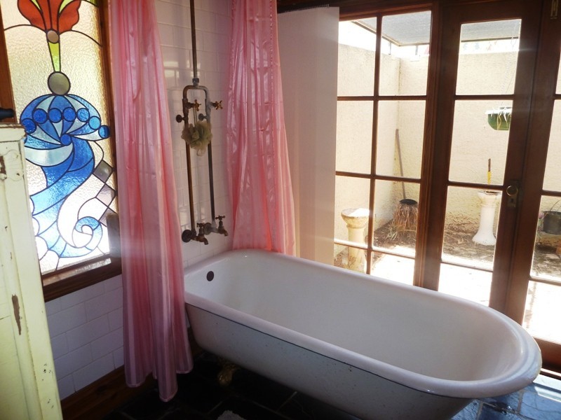 13 Third Street, Loxton SA 5333