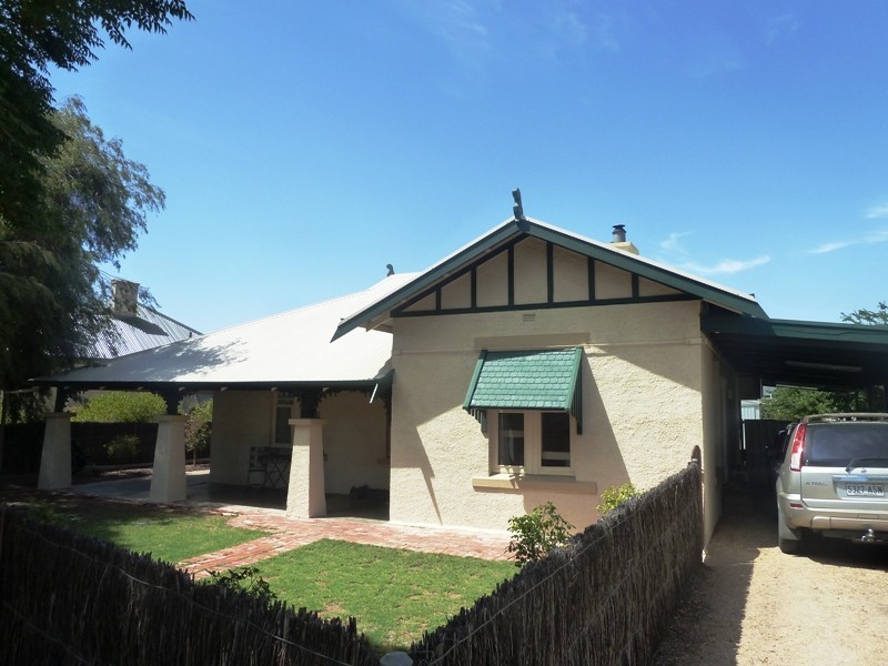 13 Third Street, Loxton SA 5333