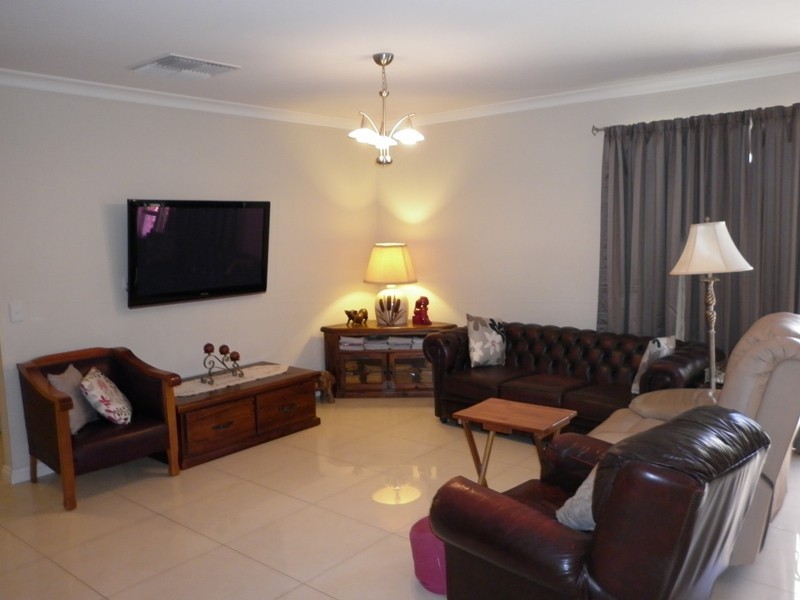 13 Evans Street, Renmark SA 5341