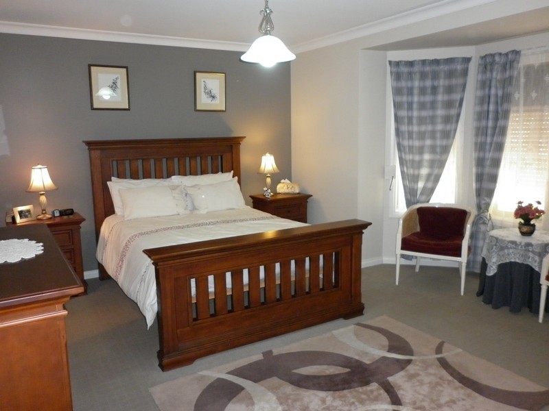 13 Evans Street, Renmark SA 5341