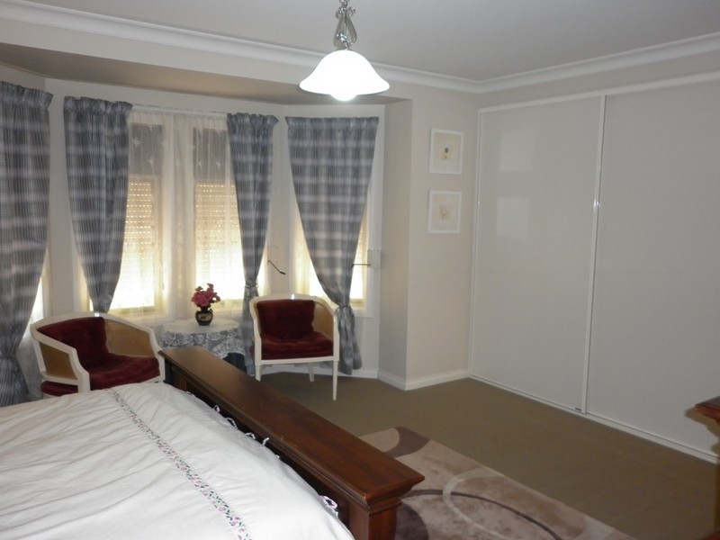 13 Evans Street, Renmark SA 5341