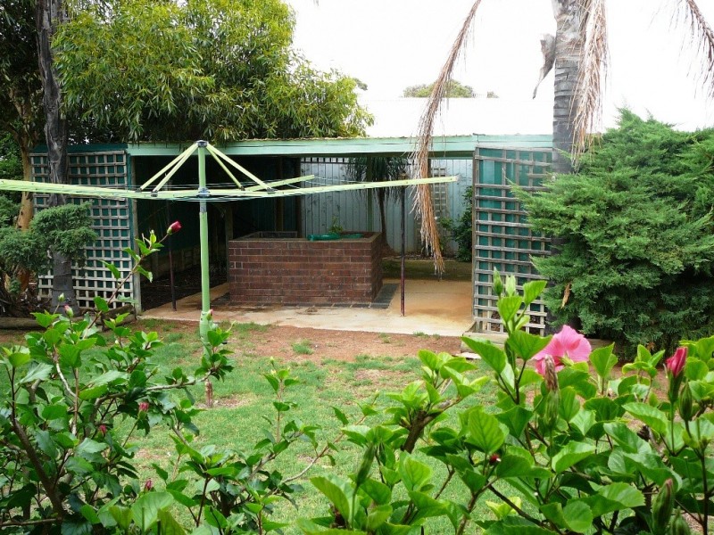 9 Sixth Street, Loxton SA 5333